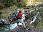 9 Gila ammira il torrente